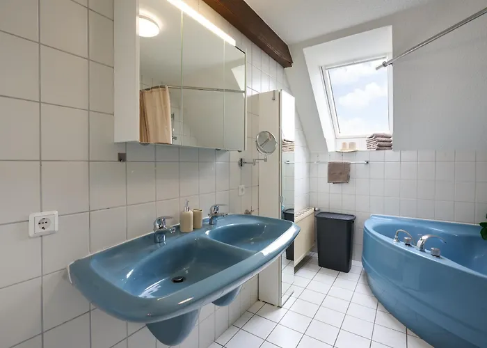 Marx - Charmantes Im Stadtzentrum Von - Bis 6 Gaeste, 2 Schlafzimmer, Wlan & Waschmaschine * Trevír